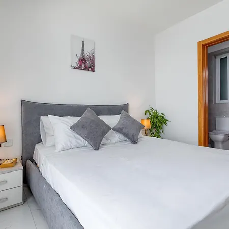 New! Sant Anna Residences, M1 By Sf Homes *