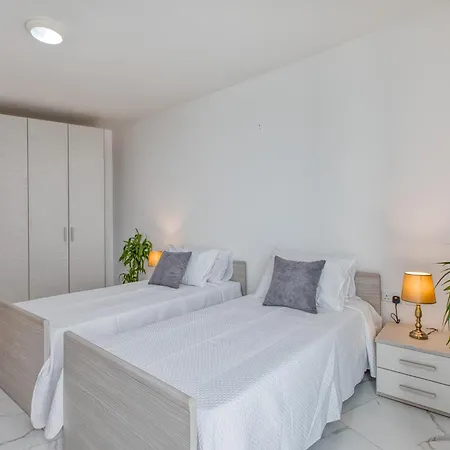 New! Sant Anna Residences, M1 By Sf Homes * مارساسكالا