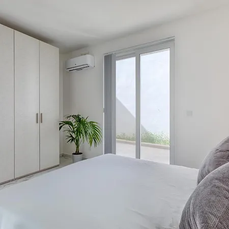 New! Sant Anna Residences, M1 By Sf Homes مارساسكالا