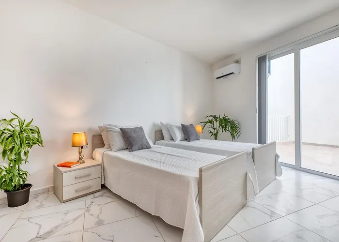 New! Sant Anna Residences, M1 By Sf Homes Apartament *